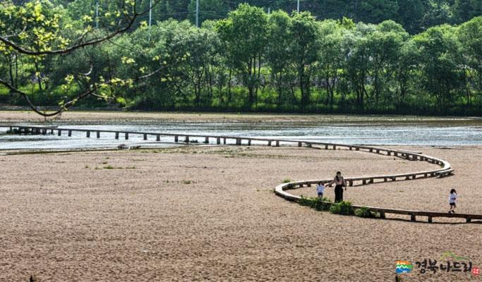 Gyeongbuk Yeongju & Museom Village 1 Day Private Tour from Daegu - main view