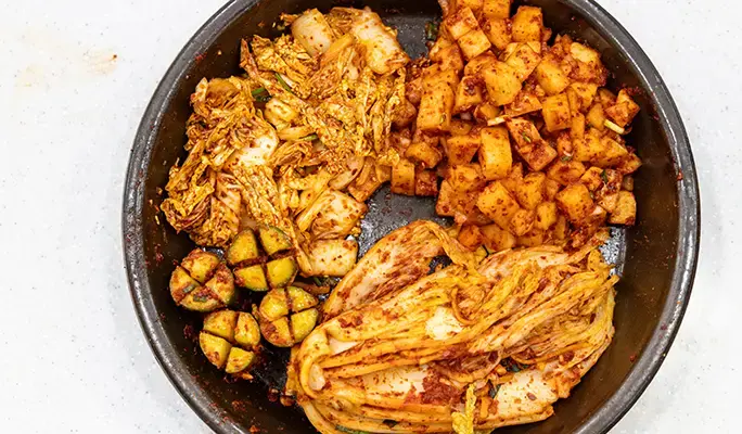 4 Kinds of Kimchi Making Class near Hongdae/Mangwon - main view