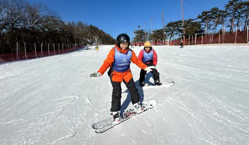 Elysian Gangchon Resort: Private Ski & Snowboard Lesson (English/Chinese) - main view