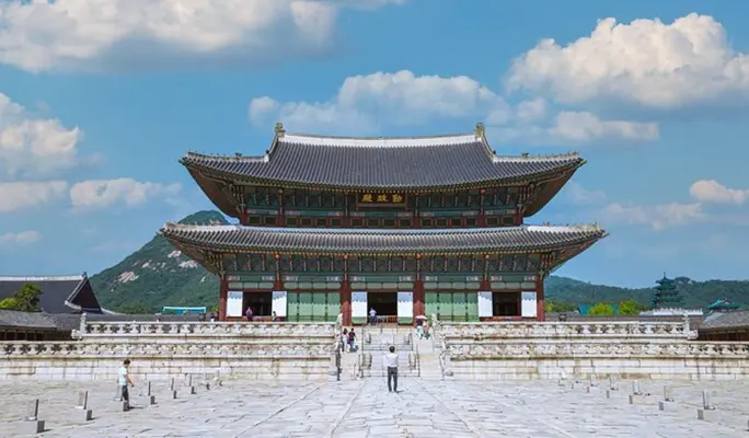 Gyeongbokgung & Insadong Food Walking Tour - main view