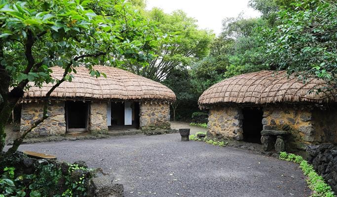 Jeju Folk Village Discount Ticket - main view