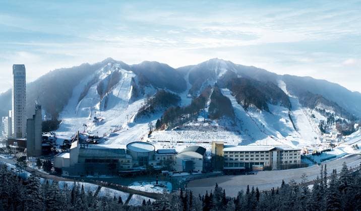 Phoenix Park Ski Resort Room Reservation - main view