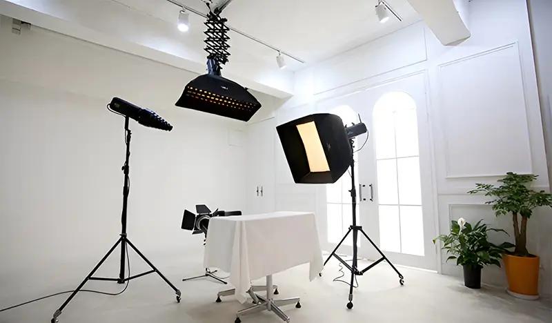 K-Style ID/Passport/Profile Photo Photoshoot (+Makeup/Hairstyling option) Experience near Gwanghwamun - main view