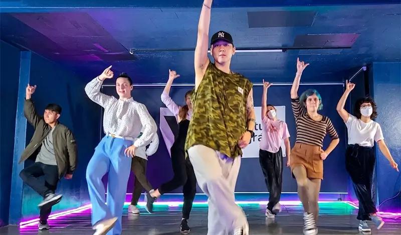 K-Pop Dance Lesson in Gangnam, Seoul (+ Free video shooting & editing) - main view