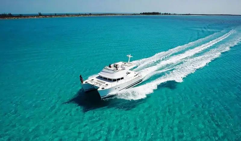 Busan Sightseeing Yacht Tour in Gwangalli Beach by Yacht Holic